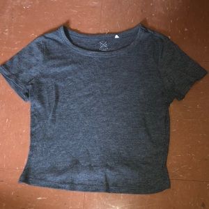 Women’s gray crop top